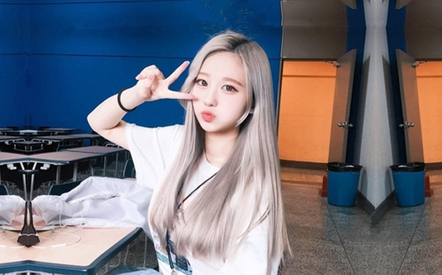 职校20岁 小 妹 妹发育不错 D 罩 杯 粉胸白 臀 高 耸 啪 啪 插 入 骚叫不断